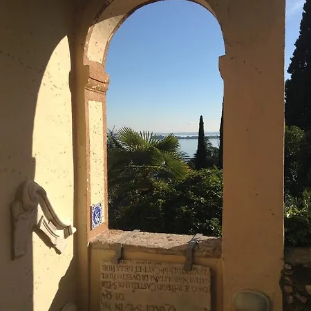 Glicine Semesterbostad Gardone Riviera