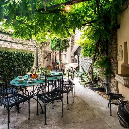 Glicine Semesterbostad Gardone Riviera